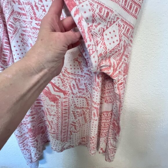 Basic Editions Woman Top, Orange & White Aztec print, cuffed short sleeves, 3X - Picture 7 of 9